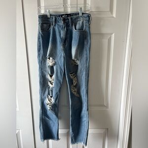 Hollister ultra high rise mom Jean